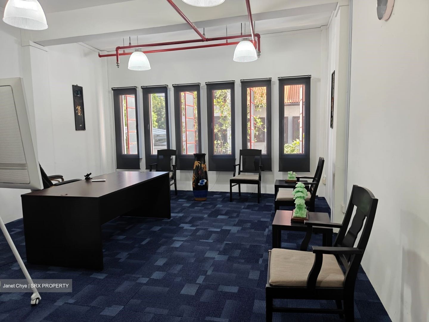 Pekin Street (D1), Office #517340221